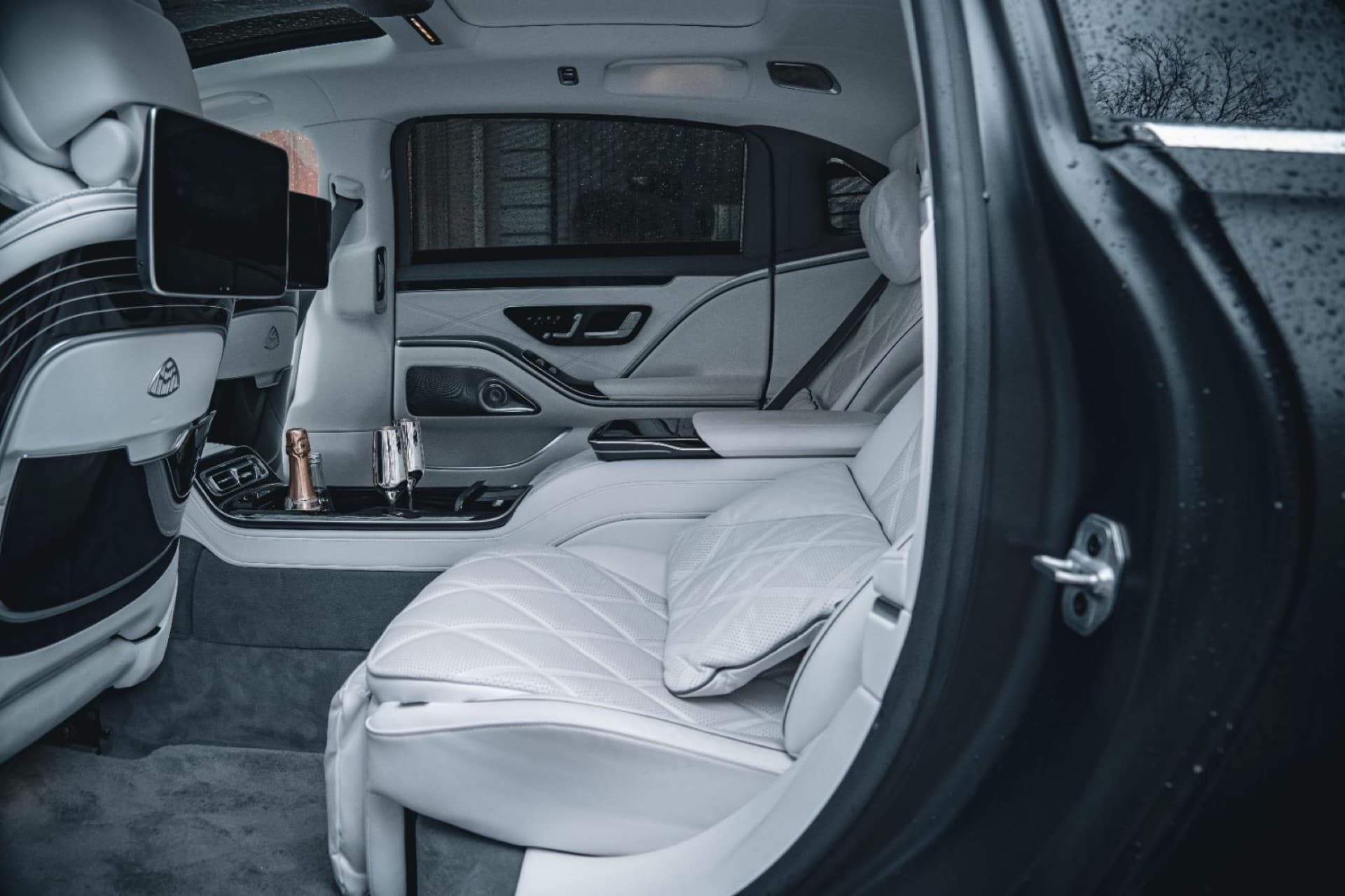 Mercedes-Maybach S-Class — photo 3