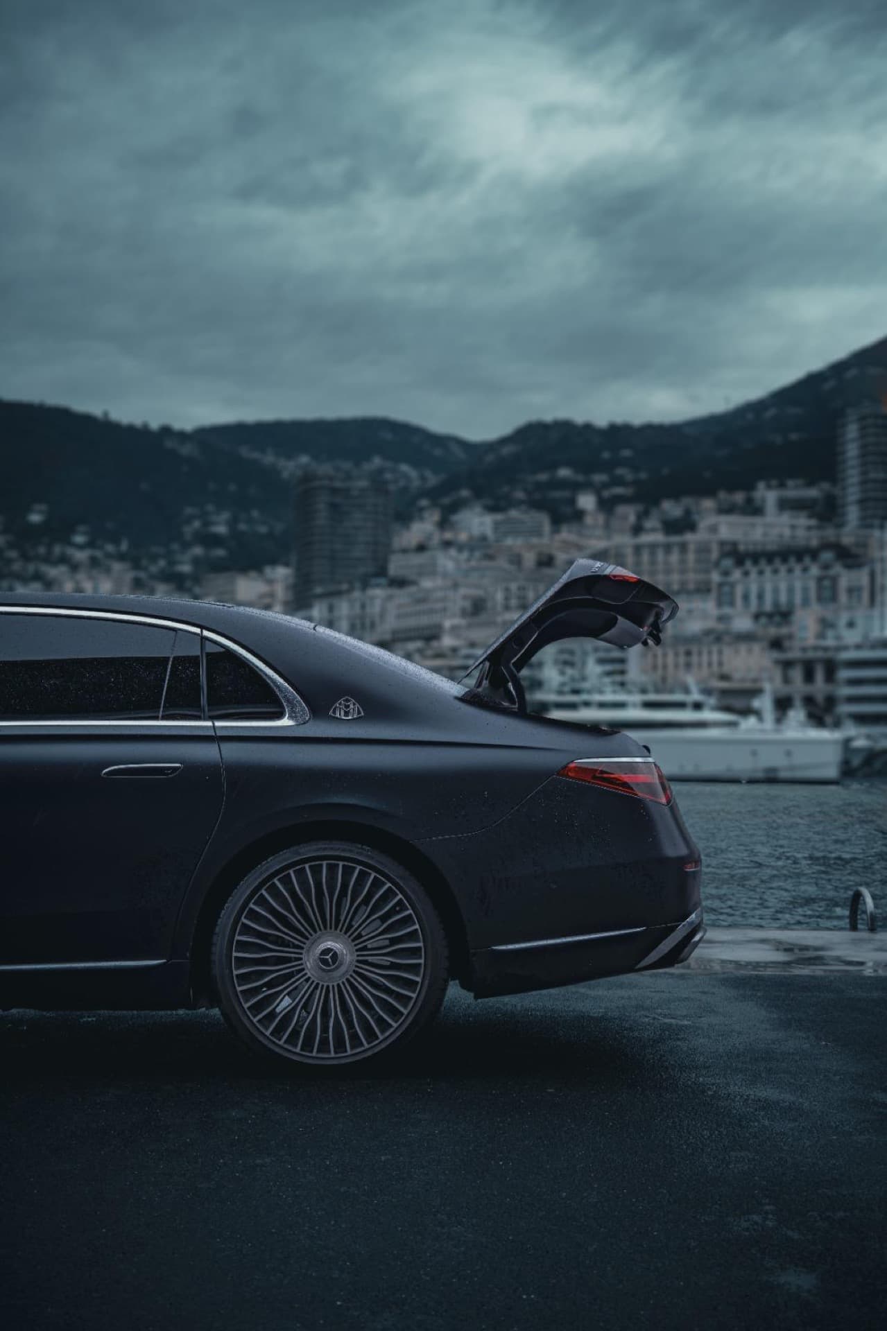 Mercedes-Maybach S-Class — photo 4
