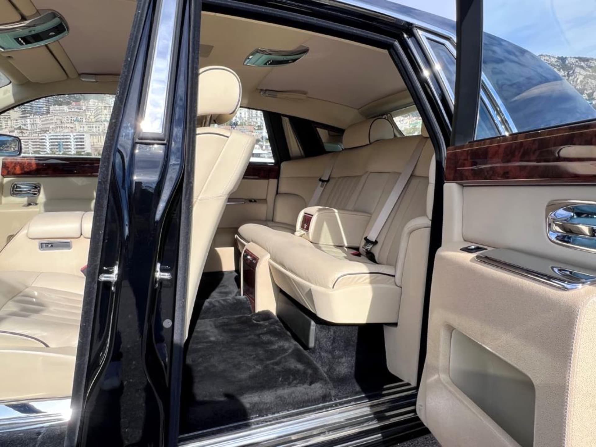 Rolls-Royce Phantom — photo 5